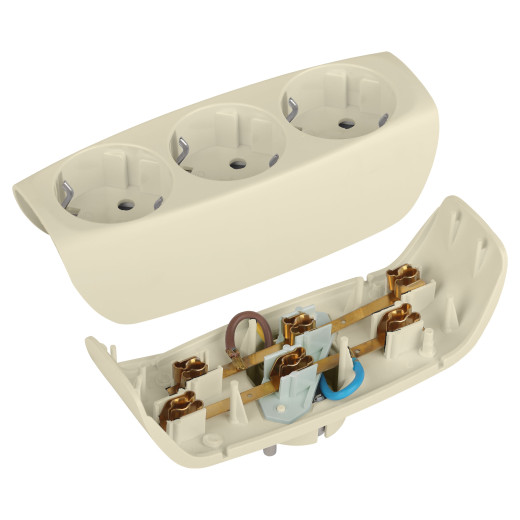 Разветвитель электрический ЭРА SP-3e-I на 3 розетки c заземлением со шторками 16А слоновая кость