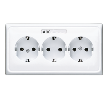 JUNG Розетка тройная с заземлением для кабельканалов, полем для надписи белая