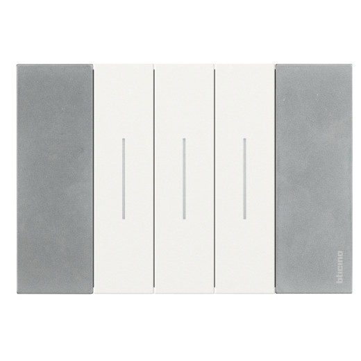 LIVING NOW. Декоративная рамка 3 модуля.Цвет 