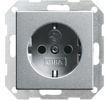 Gira S-55 Алюминий Розетка с/з с затвором (shutter) и символом