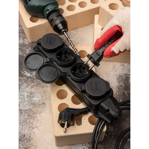 Розетка (колодка) четырехместная с защит. крышками каучуковая 230В 2P+PE 16A IP44 EKF Марс