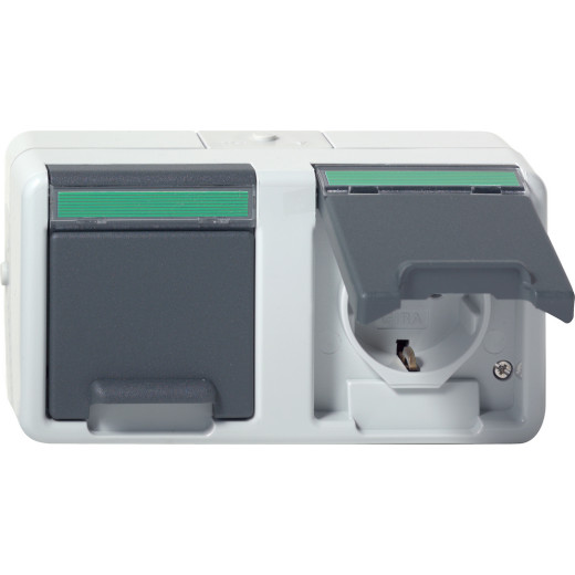 Двойная розетка с з/к IP44. горизонтальный блок с полем для надписи. устойчивая к парам аммиака