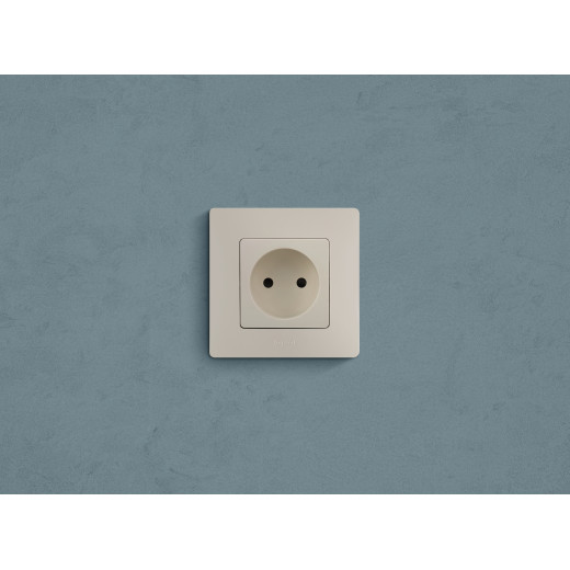 Розетка без заземления - Legrand Etika - со шторками 16А 250В винтовые зажимы - слоновая кость