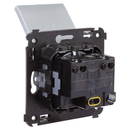 Розетка с крышкой в стену, 2P+E, с з/ш, Avanti, закаленная сталь