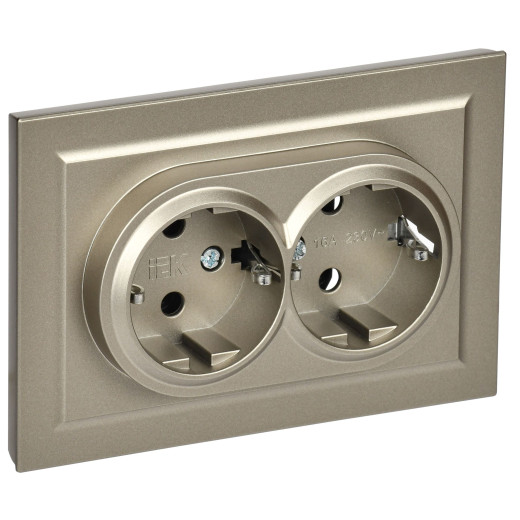 BRITE Роз. 2-я с з/к без з/ш 16А в сб. РС12-3-БрШ шамп. IEK