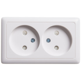 Systeme Electric ХИТ наруж Бел Розетка 2-ая б/з со шторками, 16А