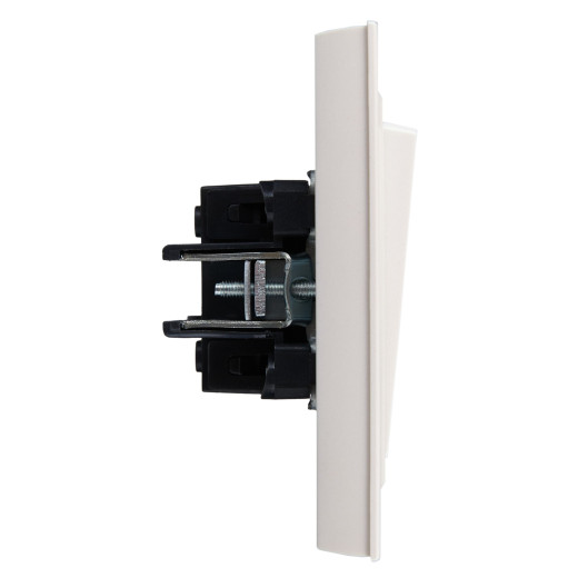 BRITE Выключ. 1-кл. 10А в сб. ВСР10-1-0-БрЖ жемч. IEK