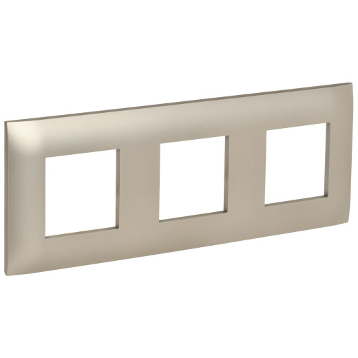 SKANDY Рамка 3-мест. SK-F03Sh шамп. IEK