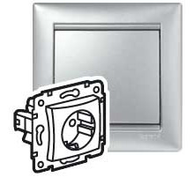 Legrand DIY Valena Алюм Розетка 1-ая с/з.