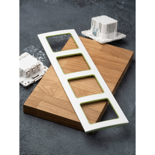 Стокгольм Рамка 4-местная белая с линией цвета зеленый EKF PROxima