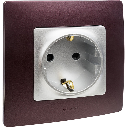 Розетка с заземлением - Legrand Etika - со шторками 16А 250В винтовые зажимы - алюминий