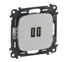 Legrand Valena ALLURE Алюм Розетка 2-ая USB 240В/5В 1500мА (с лицевой панелью).