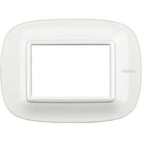 BT Axolute White Рамка 3 мод эллипс.