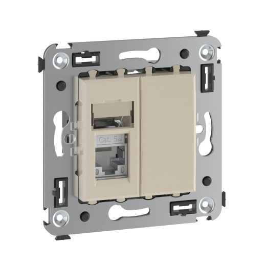 Компьютерная розетка RJ-45 в стену, кат.5e одинарная экранированная, Avanti, ванильная дымка