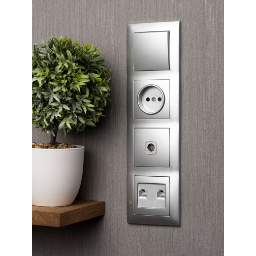 Валенсия Рамка 4-местная сталь EKF