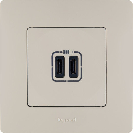 Зарядное устройство USB тип С / тип С - Legrand Etika - 3000мА 15Вт - слоновая кость