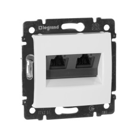 Legrand Valena Бел Розетка комп(RJ45) 2-ая 5 кат UTP с захватами.