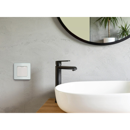 Розетка с заземлением IP44 - Legrand/Daccord Inspiria - со шторками с защитной крышкой 16А 250В винтовые зажимы - белый