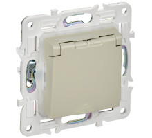 IEK SKANDY Бежевый Розетка с/з с защитными шторками и крышкой 16А IP44 SK-R11B