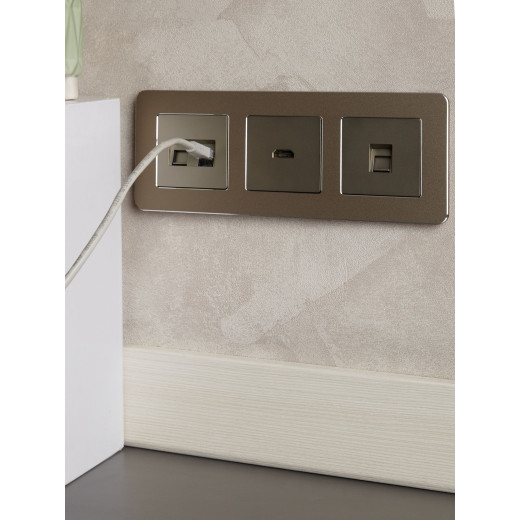 BRITE Роз. комп. RJ45 кат.6 РК11-БрШ шамп. IEK