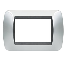 BT LV Светлый Хром Рамка на 3 модуля.