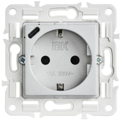 SKANDY Роз. с з/к/ш 16А с USB C 18Вт SK-R17S сереб. IEK