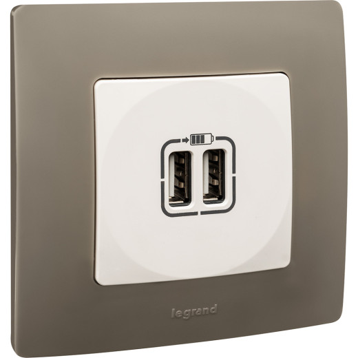 Зарядное устройство USB тип А / тип А - Legrand Etika - 3000мА 15Вт - белый