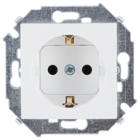 Simon 15 Белая Розетка с/з, 16А, 250В, винт.зажим