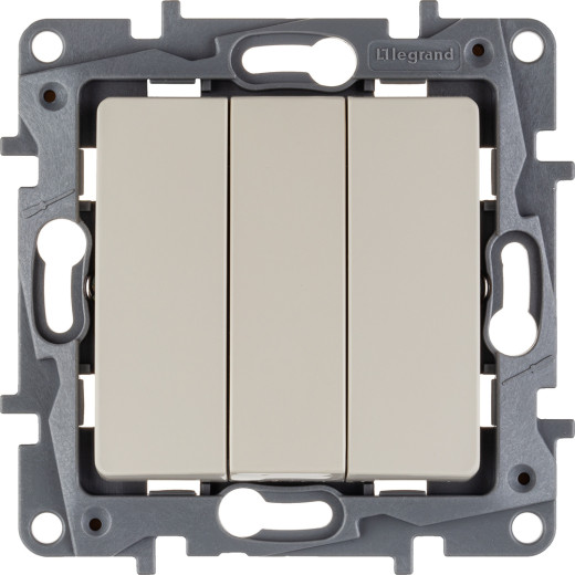 Выключатель трёхклавишный - Legrand Etika - 10А 250В винтовые зажимы - слоновая кость