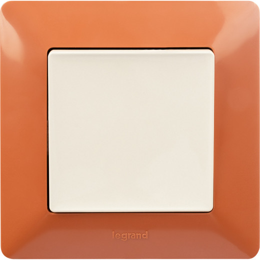 Valena LIFE.Выключатель 10АХ 250В с лицевой панелью.Безвинтовые зажимы.Слоновая кость