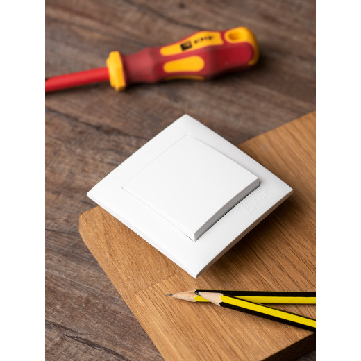 Валенсия выключатель 1-кл. 10А белый EKF PROxima