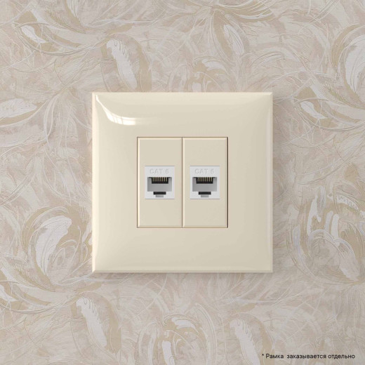 Компьютерная розетка RJ-45 без шторки в стену, кат.6 двойная, Avanti, ванильная дымка