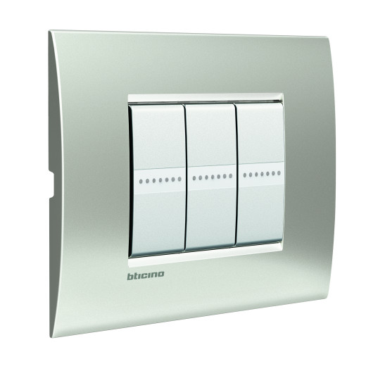 Livinglight Рамка AIR 3 модуля, цвет Белый жемчуг