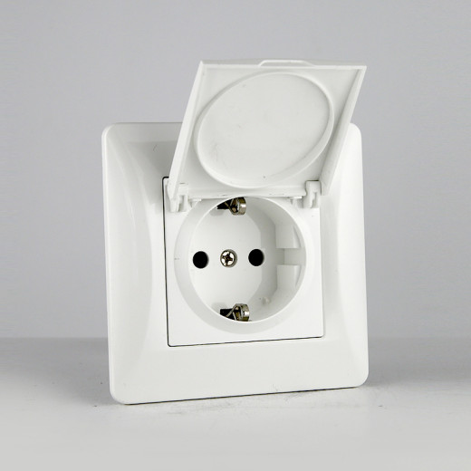 Розетка электрическая 2К+З, с откидной крышкой, 16А, 220-250V (белый)