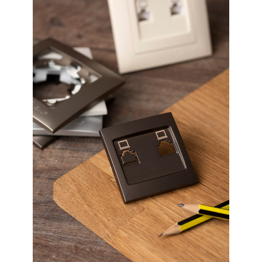 Валенсия лицевая панель розетки RJ-45 2-местная графит EKF PROxima