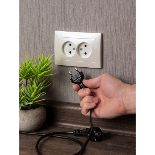 Валенсия лицевая панель розетка 2-местной б/з 10А жемчуг с защ. штор. EKF PROxima