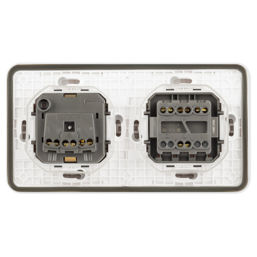 Блок розетка с выключателем ЭРА Эксперт 11-7522-01 двойным IP55 16A-10AX-250В горизонт. СУ белый