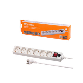 TDM Сетевой фильтр СФ-06В выключатель, 6 гнезд, 3 метра, с/з, ПВС 3х0,75мм2 10А/250В белый