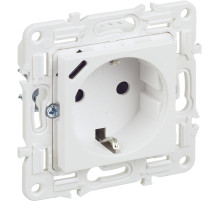 IEK SKANDY Арктический белый Розетка с/з с защитными шторками 16А с USB C 18Вт SK-R17W