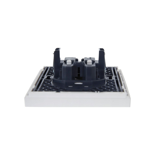 FORTE&PIANO Роз. 2-я без з/к с з/ш б/к 10А FP225 бел. IEK