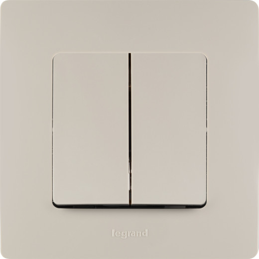 Выключатель двухклавишный - Legrand Etika - 10А 250В безвинтовые зажимы - слоновая кость