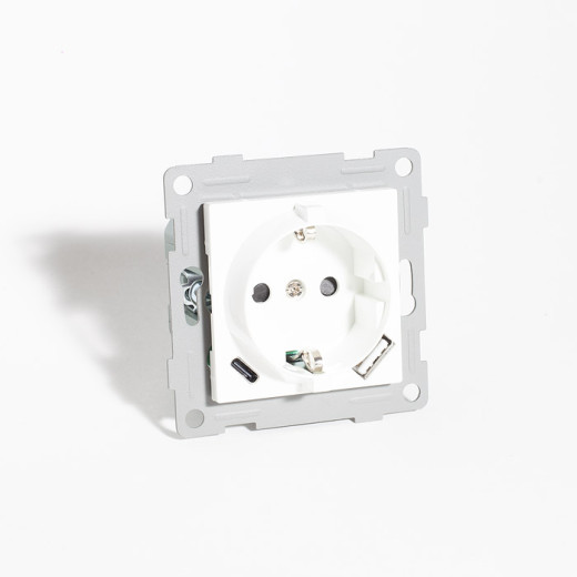 Розетка электрическая 2К+З/2xUSB A/C, 125-250V (белый)