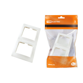 TDM Рамка 2-х постовая вертикальная белая 