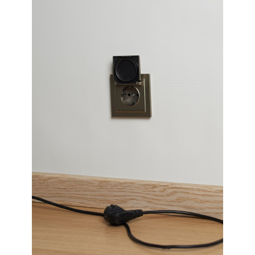 BRITE Роз. с з/к/ш с кр. 16А IP44 РСбш10-3-44-БрШ шамп. IEK