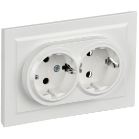 IEK BRITE Белый Розетка 2-м с/з без защ штор 16А в сборе РС12-3-БрБ