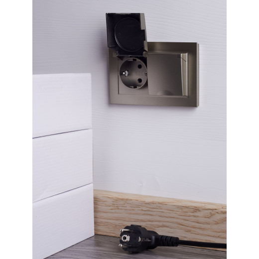 BRITE Роз. 2-я с кр. 16А в сб IP44 РСбш12-3-44-БрШ шамп. IEK