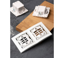 EKF Basic Минск Белый Рамка 2-ая вертикальная.