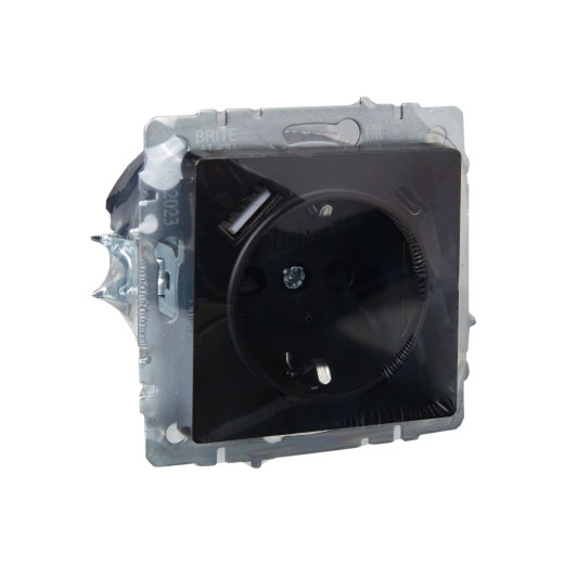 BRITE Роз. с з/к/ш 16А с USB A+C 18Вт РЮш11-1-БрЧ черн. IEK