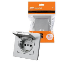 TDM Розетка 2П+З 16А 250В IP44 с защ. шт. с крышкой серебр. металлик 