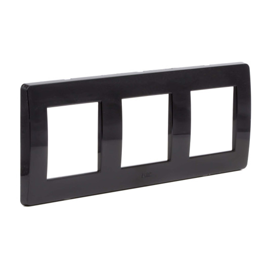 Рамка на 2+2+2 модуля (трехместная), черная